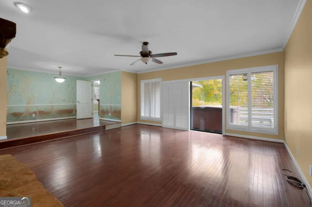 127 Windsor DR Calhoun, GA 30701