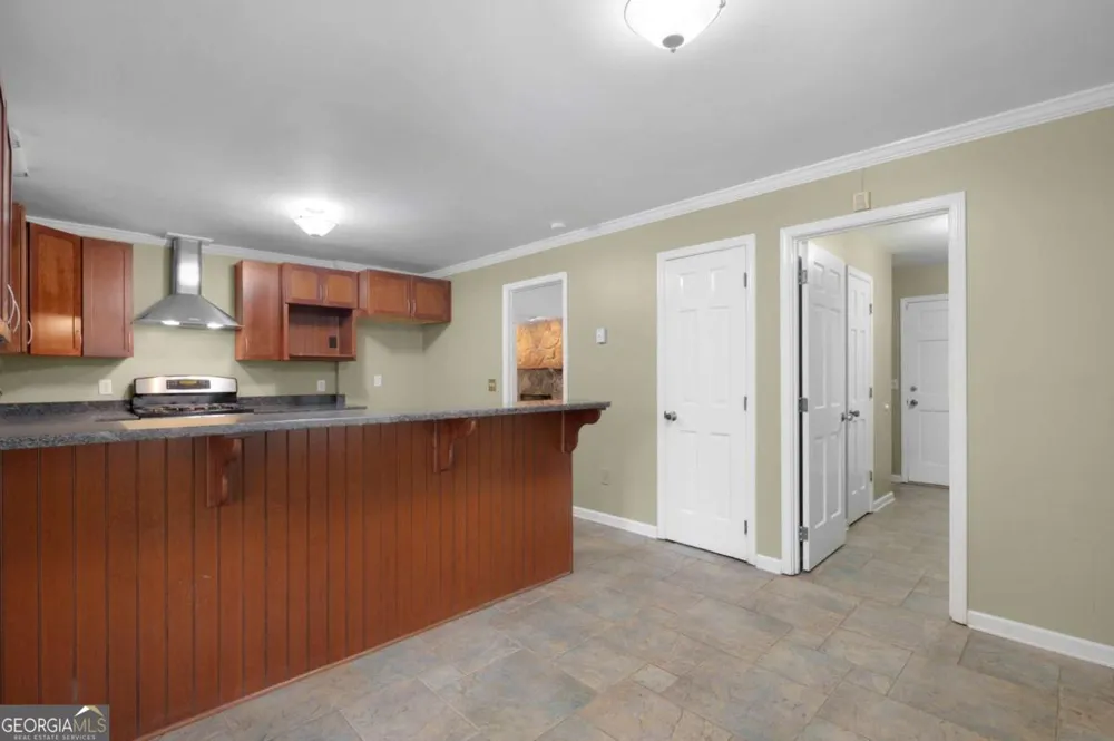 127 Windsor DR Calhoun, GA 30701