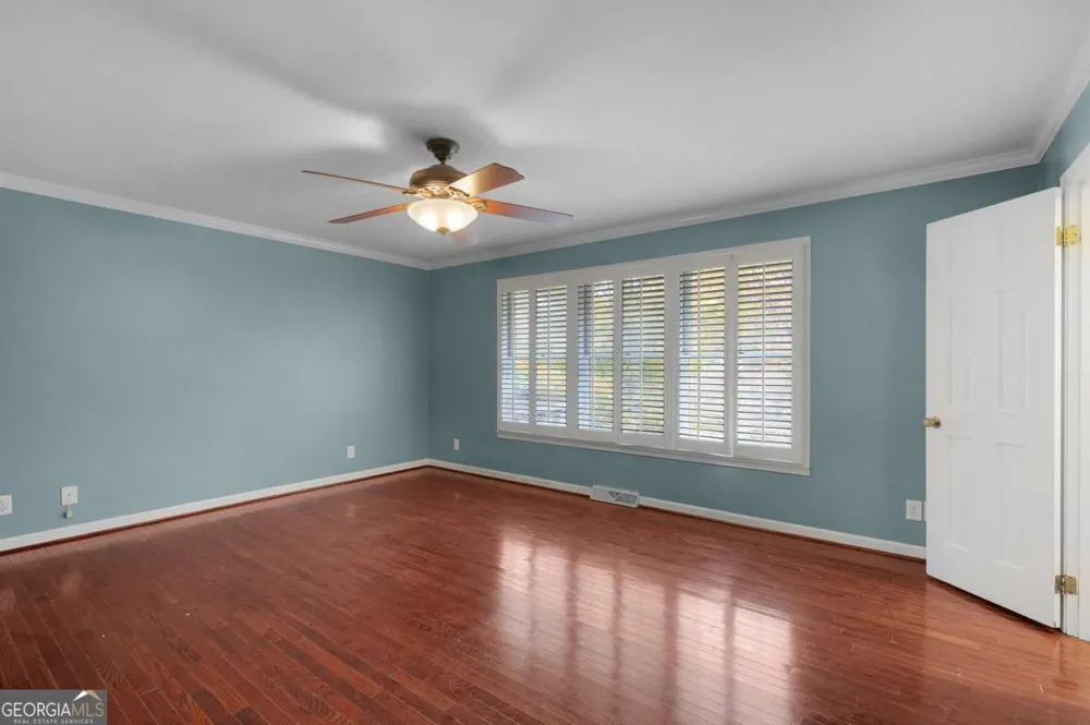 127 Windsor DR Calhoun, GA 30701