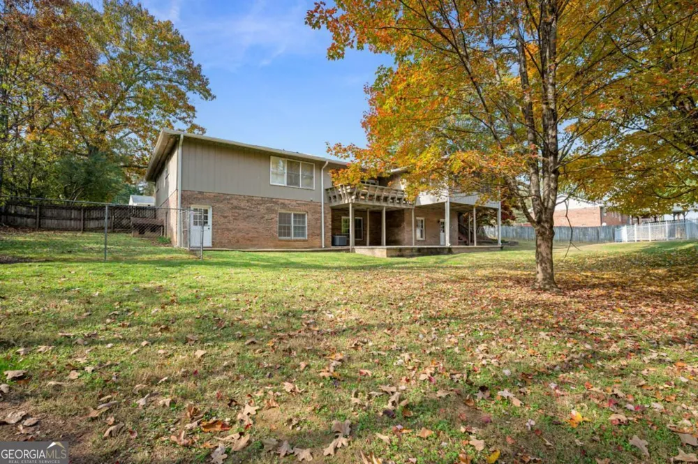 127 Windsor DR Calhoun, GA 30701