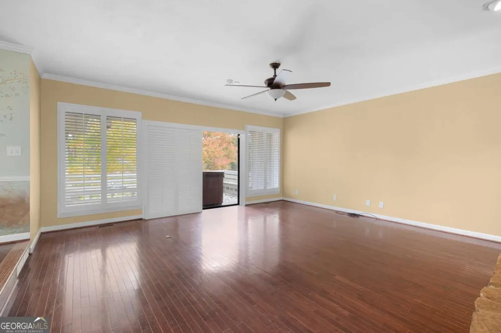 127 Windsor DR Calhoun, GA 30701