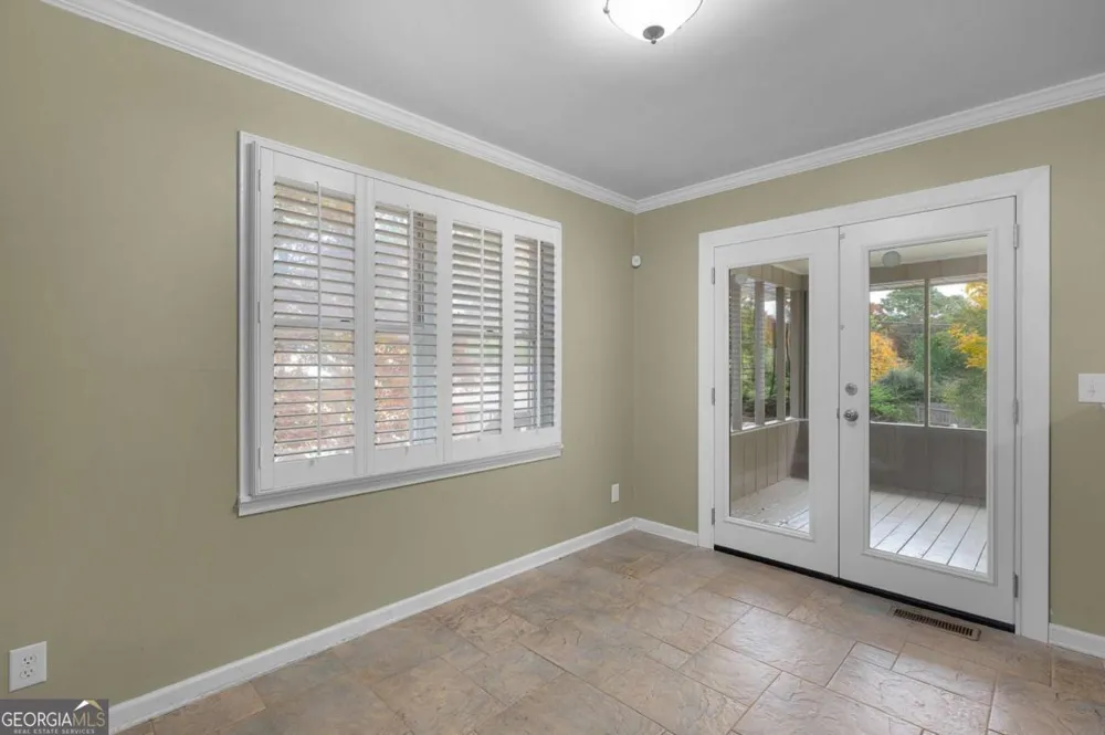 127 Windsor DR Calhoun, GA 30701