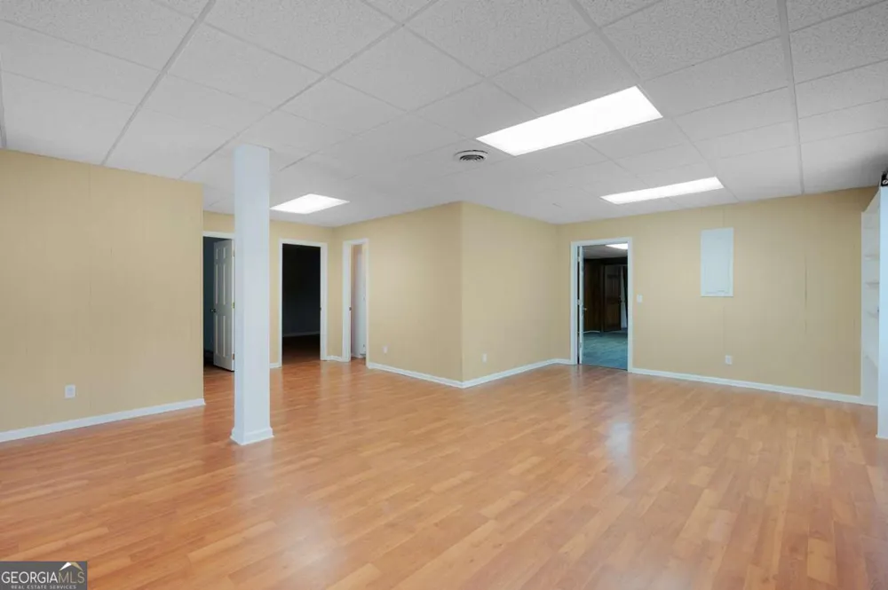 127 Windsor DR Calhoun, GA 30701