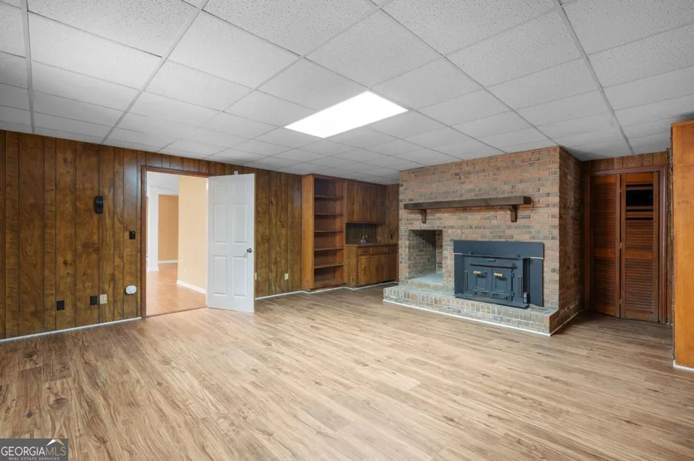 127 Windsor DR Calhoun, GA 30701