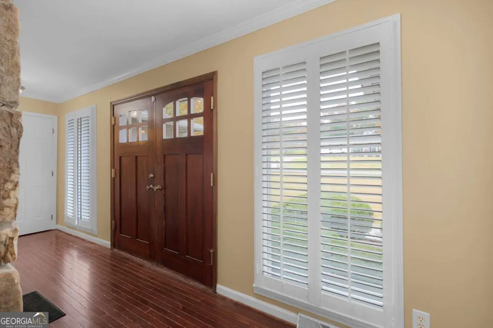 127 Windsor DR Calhoun, GA 30701