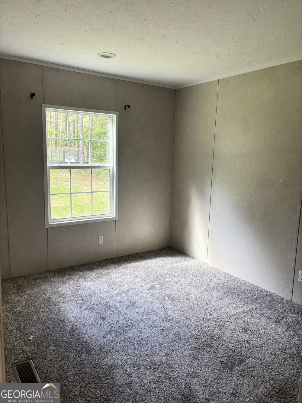 645 Bent Knee RD Keysville, GA 30816