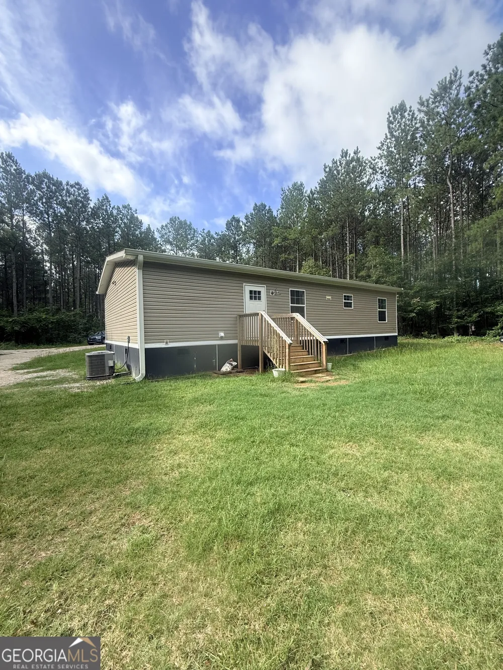 645 Bent Knee RD Keysville, GA 30816