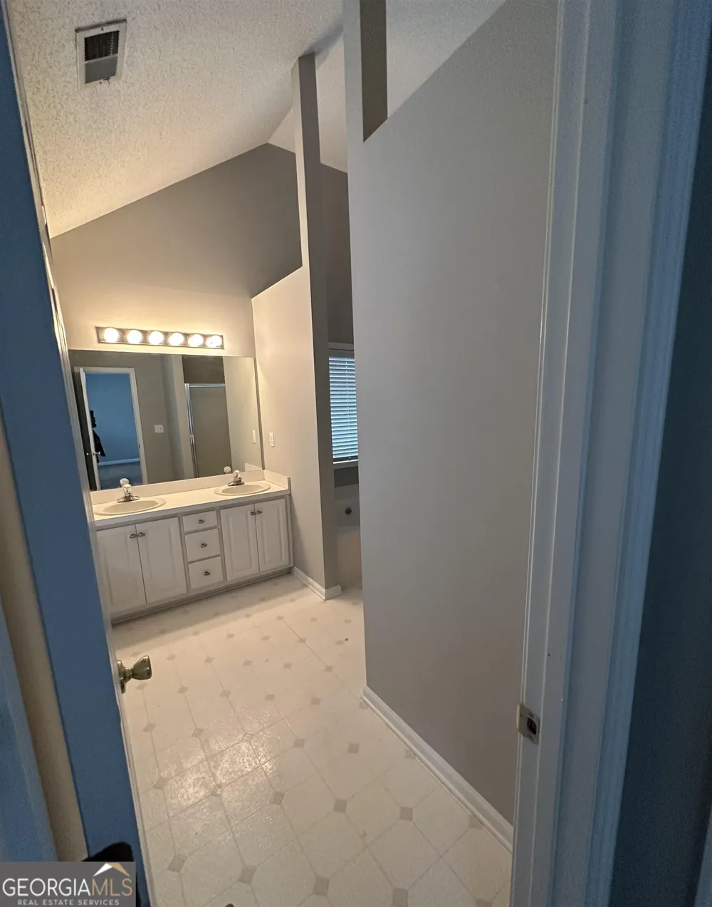 6180 S Glenn Forest ST SW Mableton, GA 30126