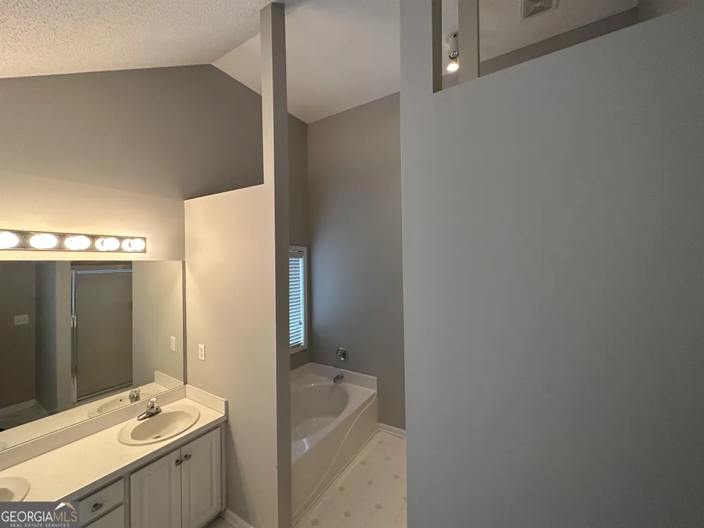 6180 S Glenn Forest ST SW Mableton, GA 30126