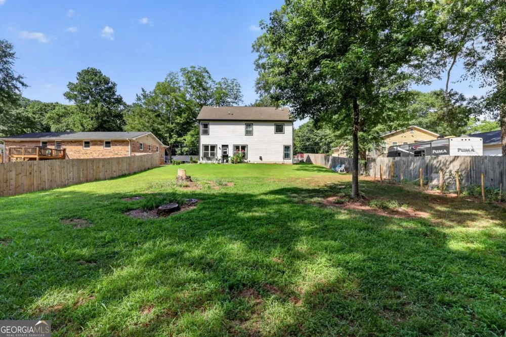 208 Shields ST Winder, GA 30680