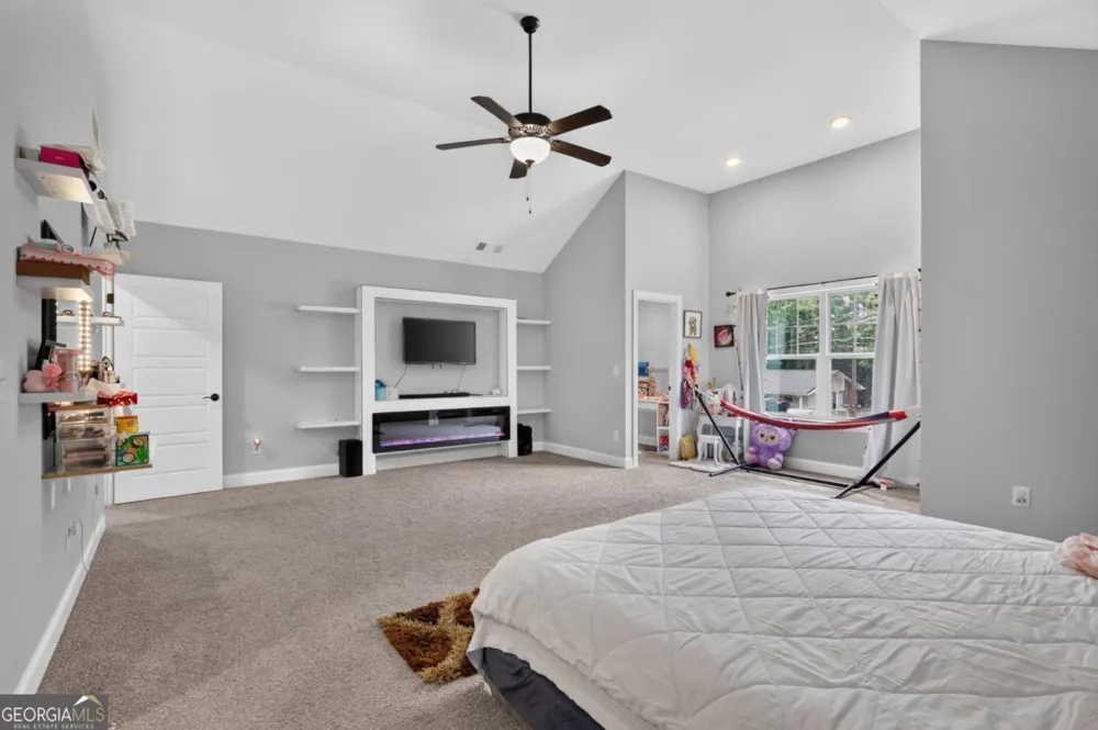 208 Shields ST Winder, GA 30680
