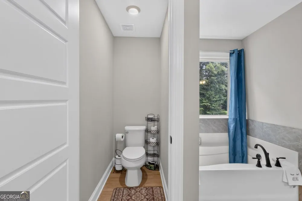 208 Shields ST Winder, GA 30680