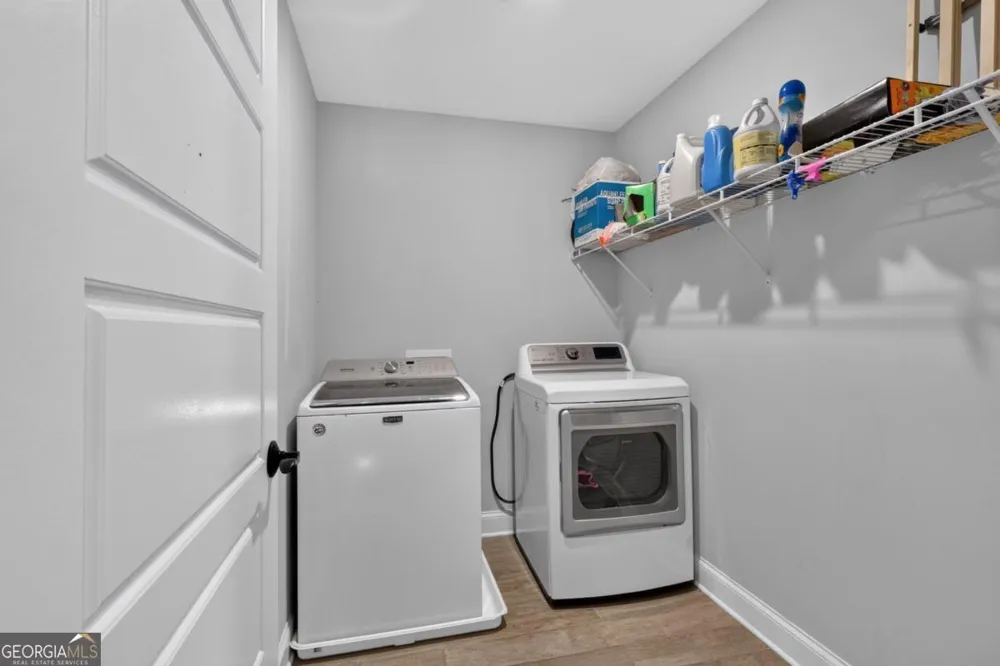 208 Shields ST Winder, GA 30680