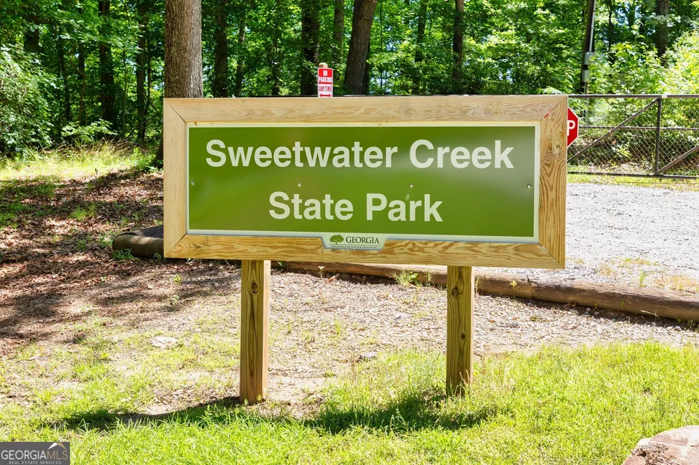 2849 Lillian LN Douglasville, GA 30135