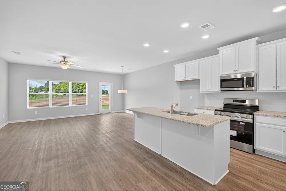 2849 Lillian LN Douglasville, GA 30135