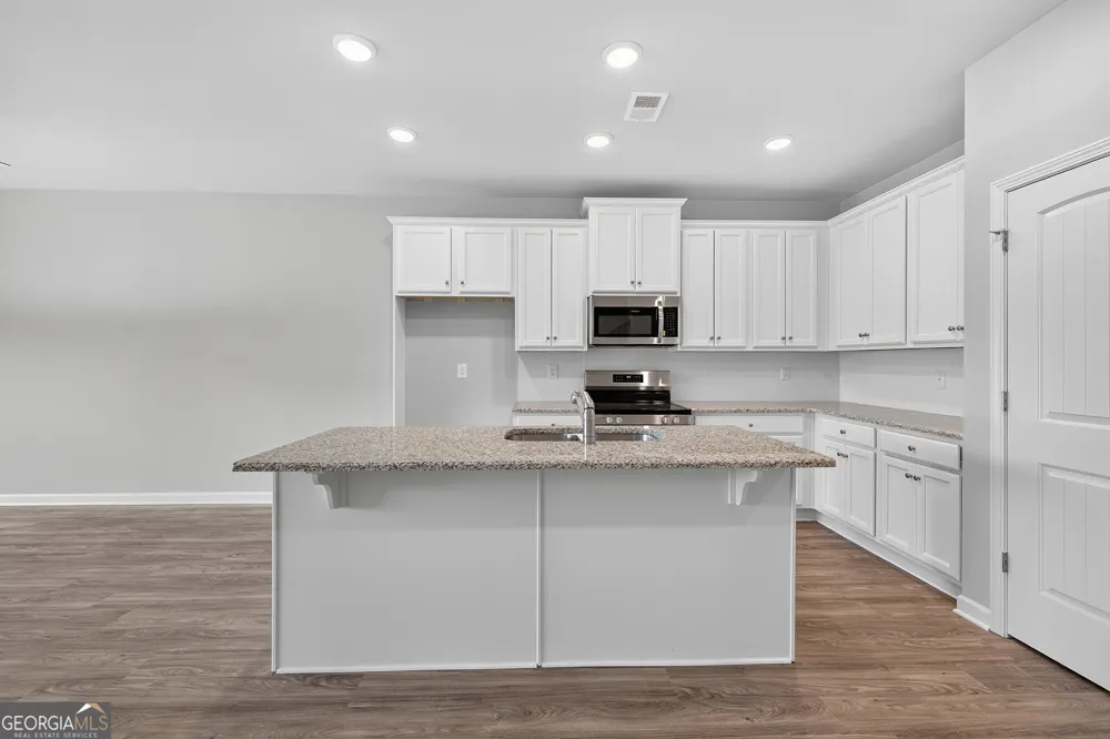 2849 Lillian LN Douglasville, GA 30135