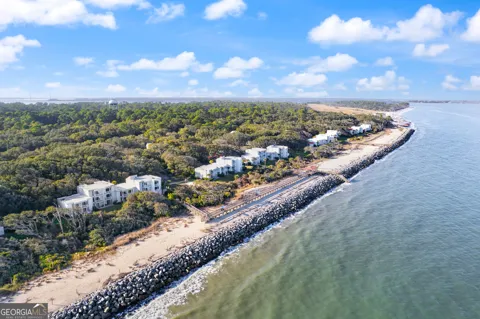 1175 N Beachview DR