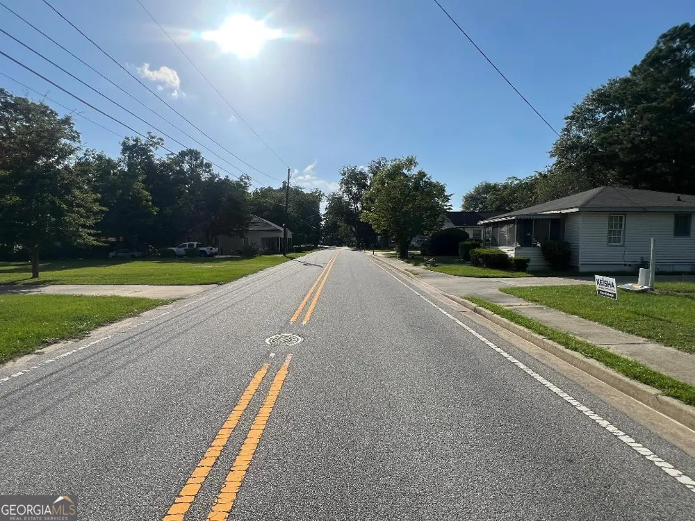 6 Denmark ST Statesboro, GA 30458