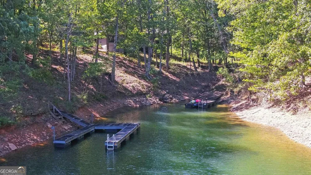 675 Freedom Heights Hartwell, GA 30643