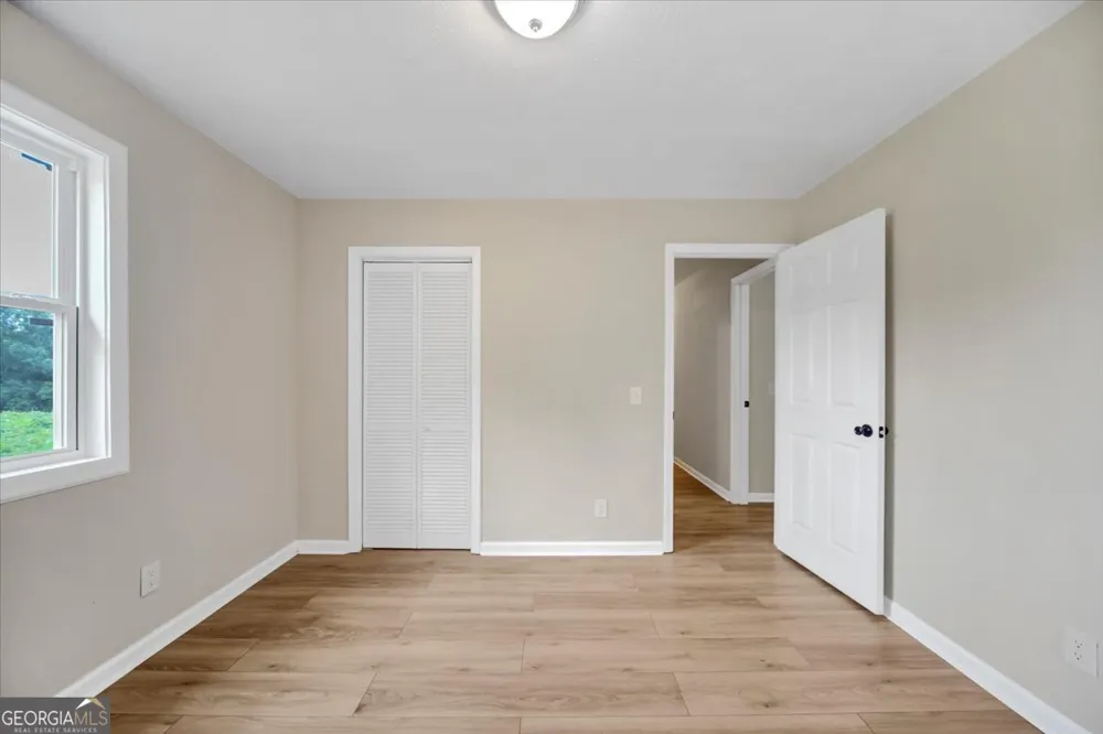 242 Jackson ST Barnesville, GA 30204