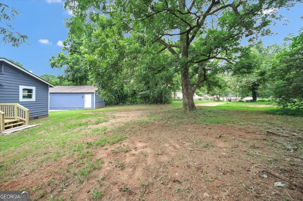 242 Jackson ST Barnesville, GA 30204