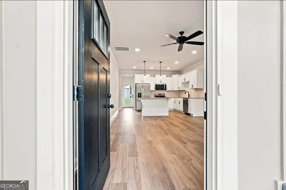 18,46,66 CLAY ST Hartwell, GA 30643