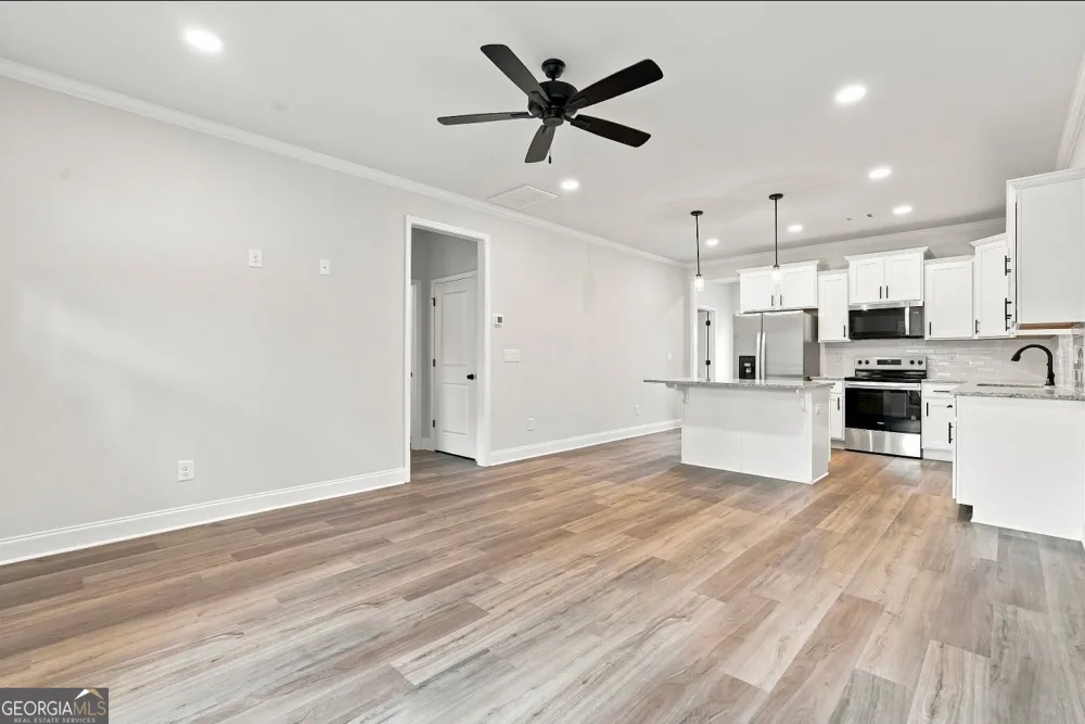 18,46,66 CLAY ST Hartwell, GA 30643
