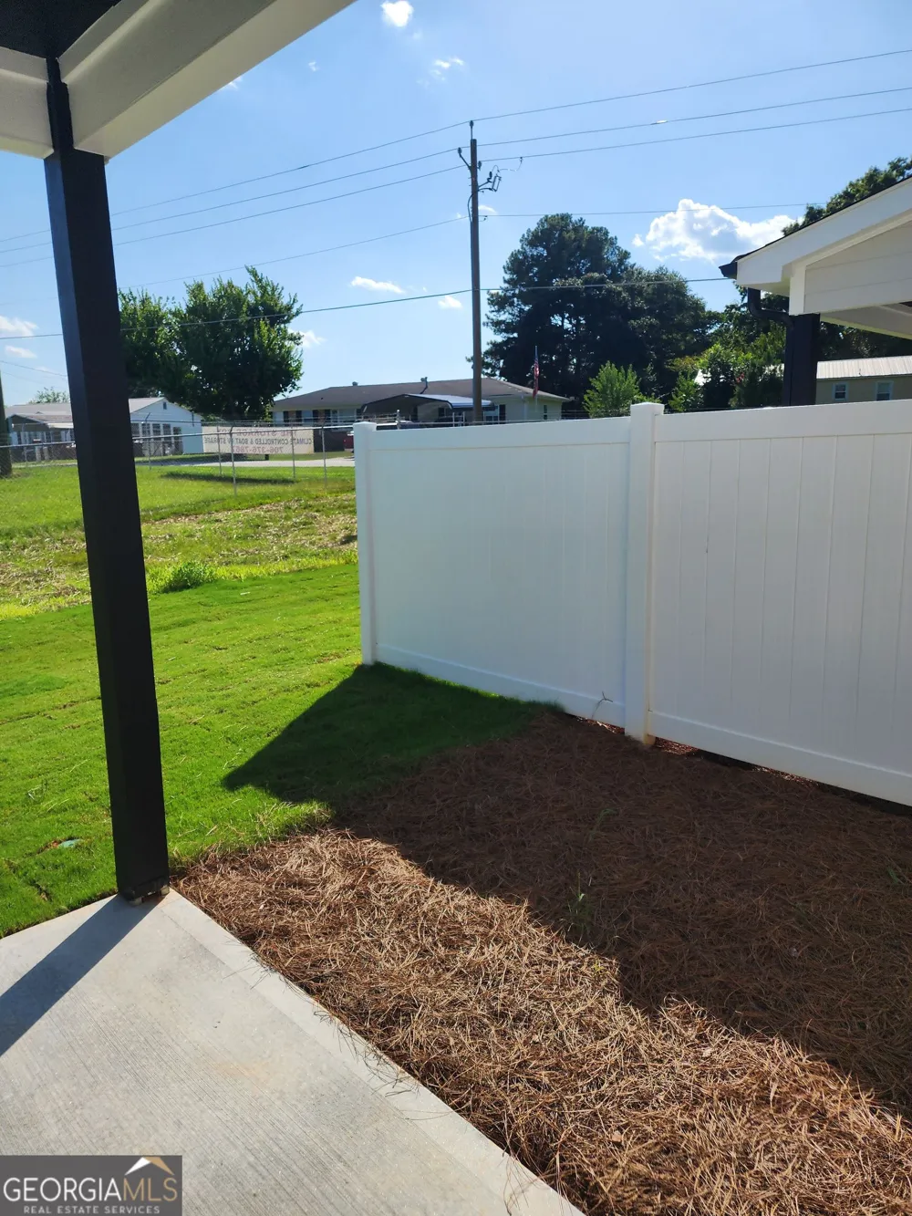 18,46,66 CLAY ST Hartwell, GA 30643