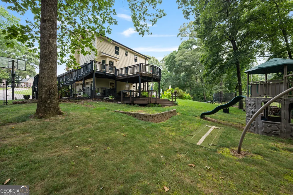 218 Johnson DR Braselton, GA 30517