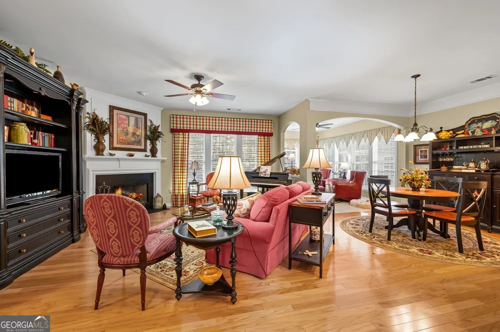 1081 Spring Station RD Greensboro, GA 30642