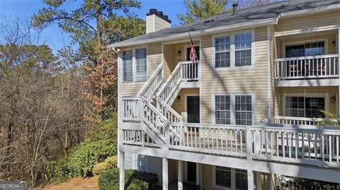 402 Countryside PL