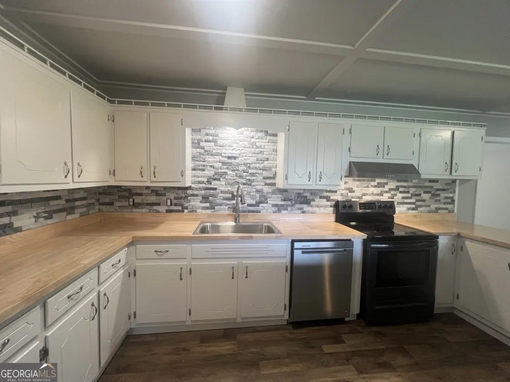 86 Rosewood DR Trenton, GA 30752