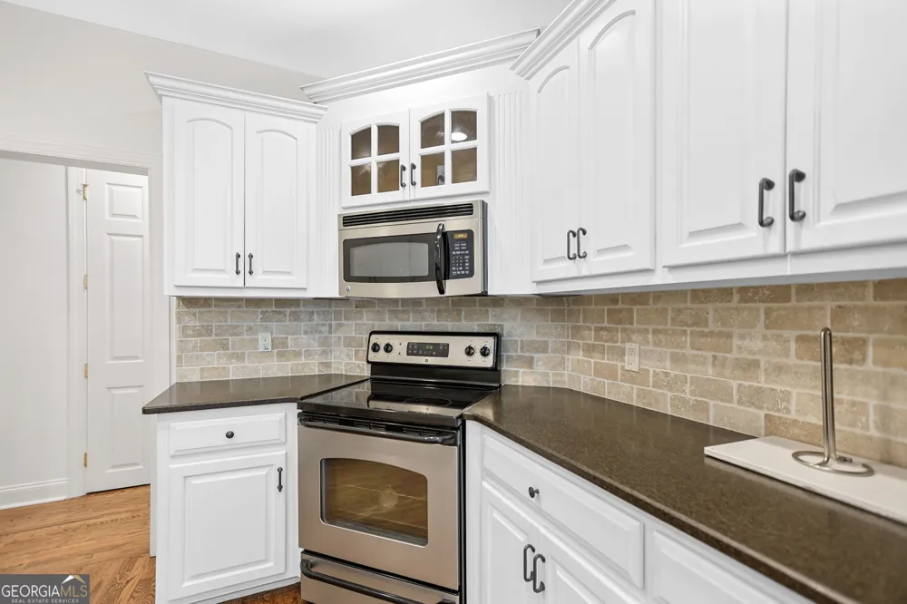95 Lyndhurst WAY Sharpsburg, GA 30277