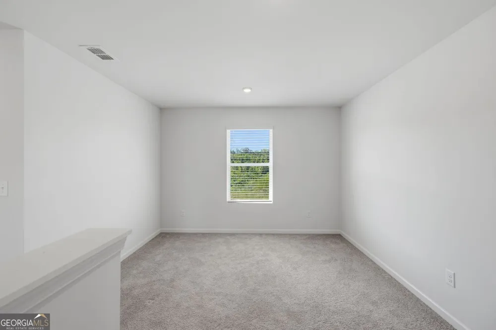 133 Oxford LN Kingston, GA 30145