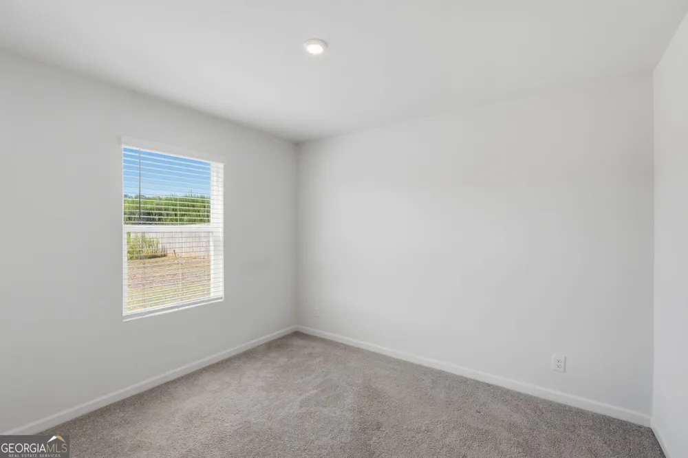 133 Oxford LN Kingston, GA 30145