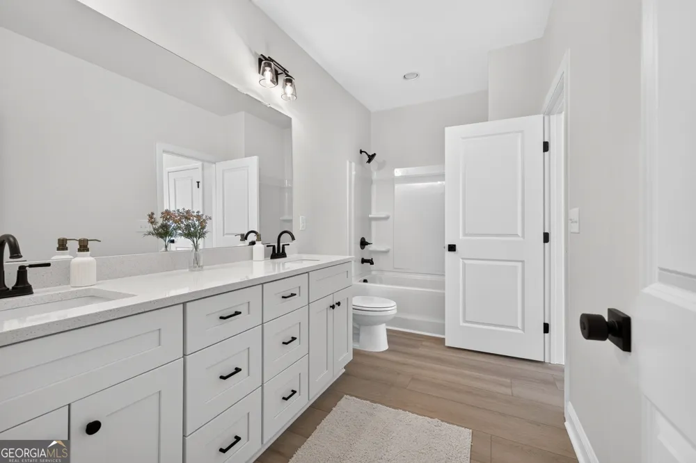 3952 Fulson DR Lilburn, GA 30047