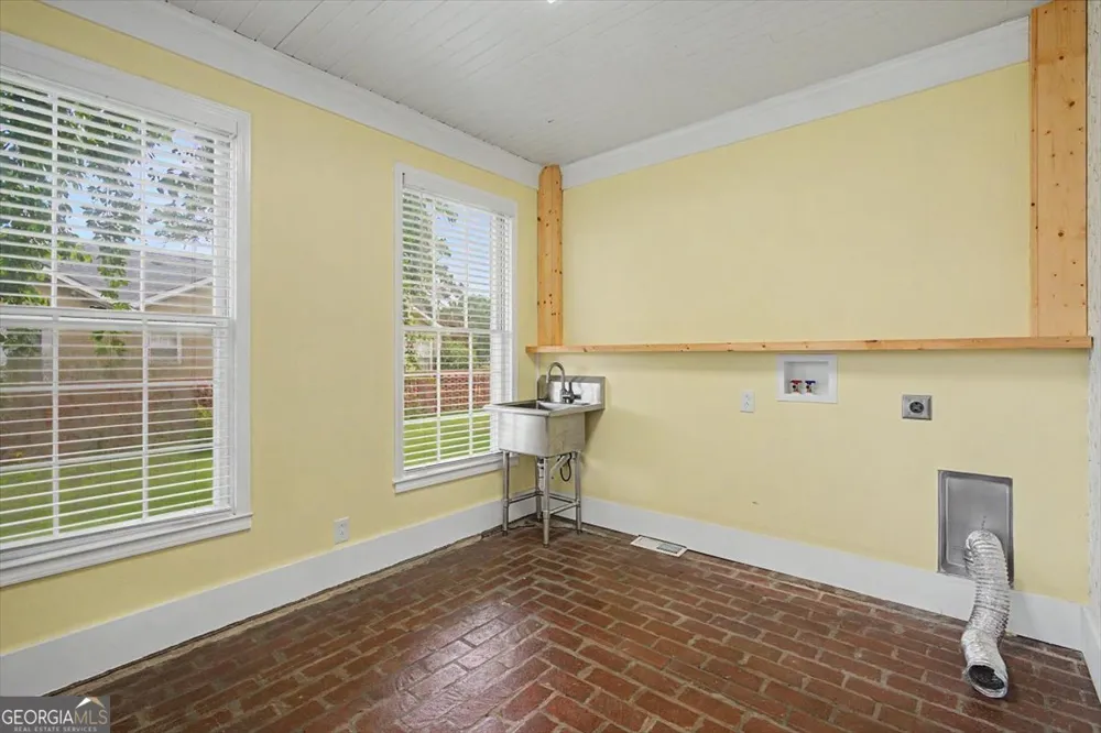311 N College ST Cedartown, GA 30125