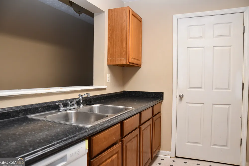 9301 Waldrop PL Decatur, GA 30034