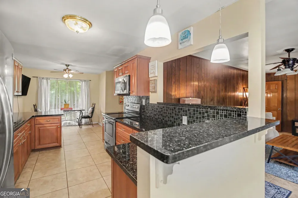 779 Pinehurst DR Fairburn, GA 30213