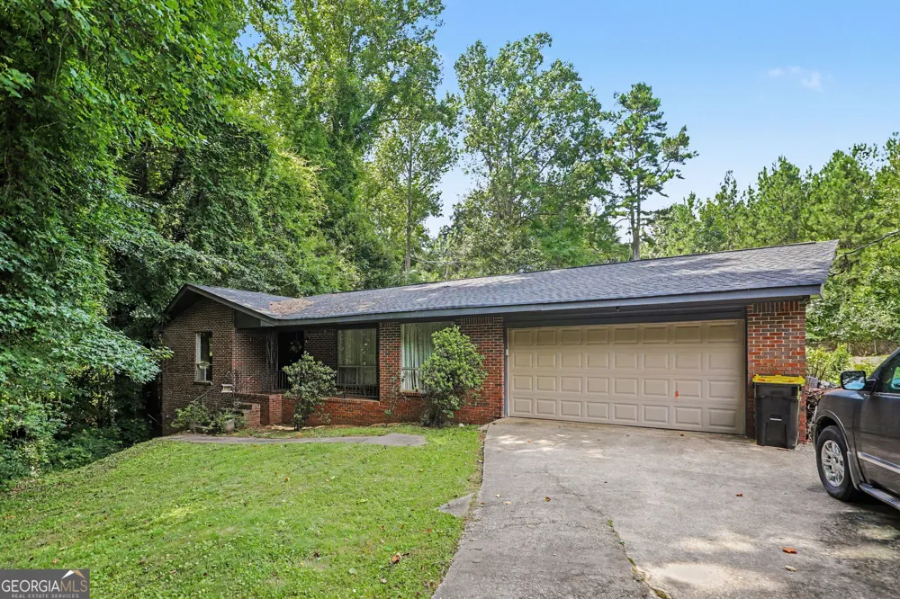 779 Pinehurst DR Fairburn, GA 30213