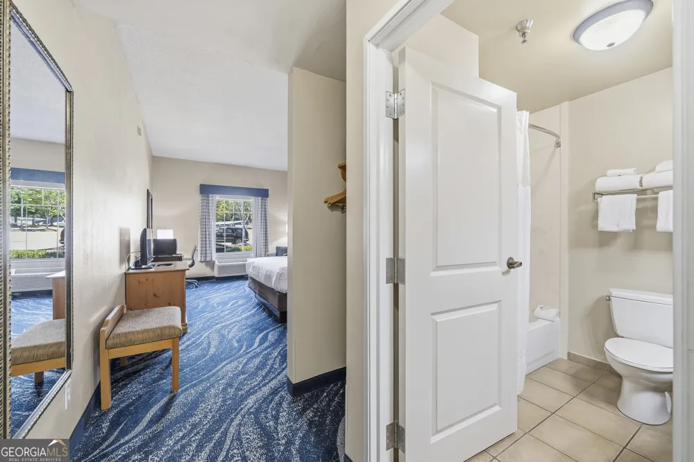 930 UNIT 106 Lake Oconee PKWY Eatonton, GA 31024