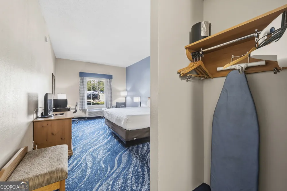 930 UNIT 106 Lake Oconee PKWY Eatonton, GA 31024