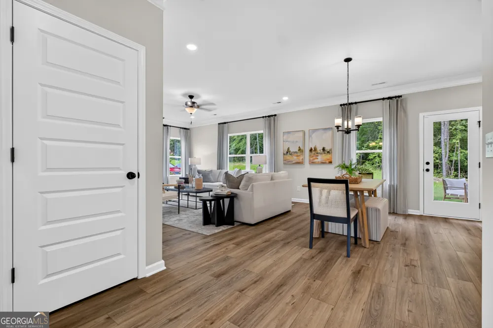 202 Park Bench WAY Byron, GA 31008