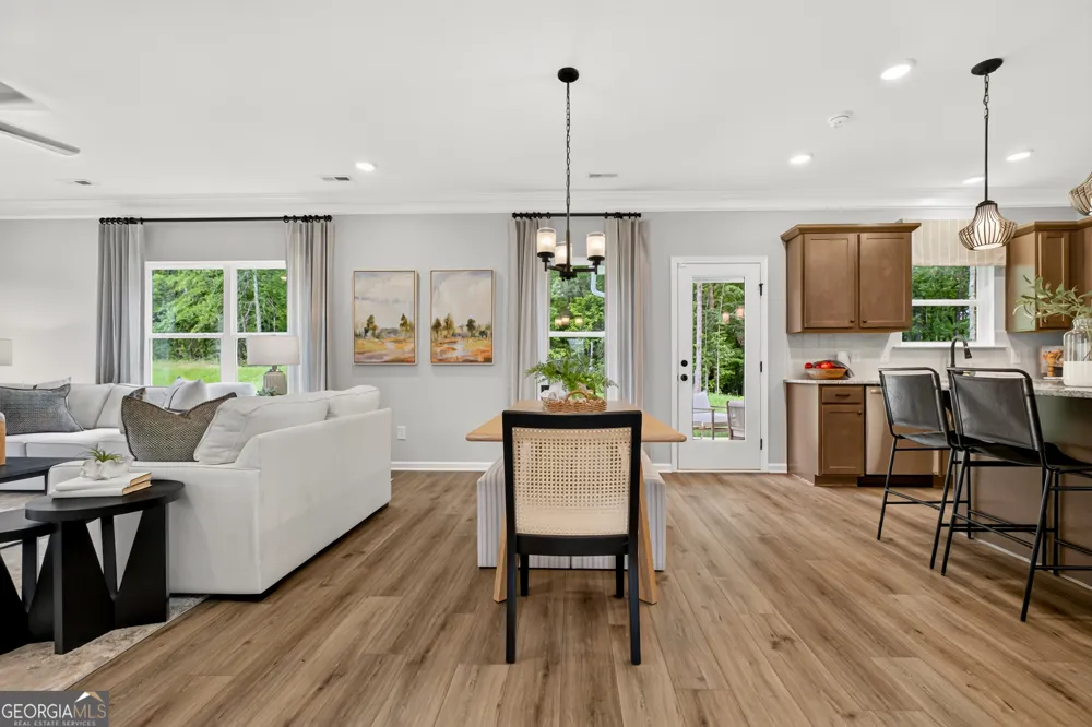 202 Park Bench WAY Byron, GA 31008