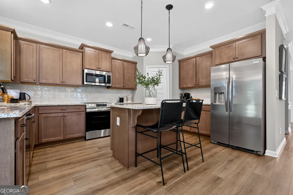 202 Park Bench WAY Byron, GA 31008