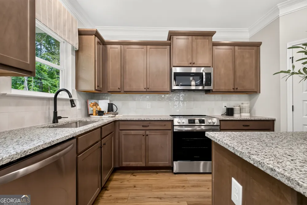 202 Park Bench WAY Byron, GA 31008
