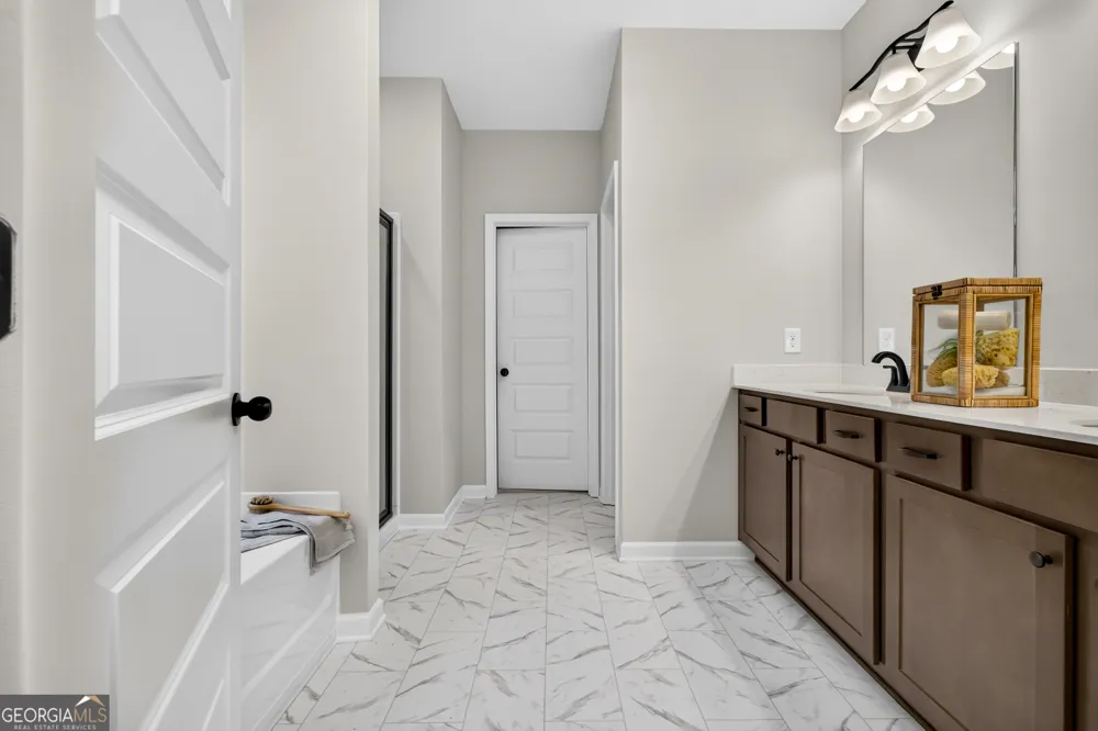 202 Park Bench WAY Byron, GA 31008