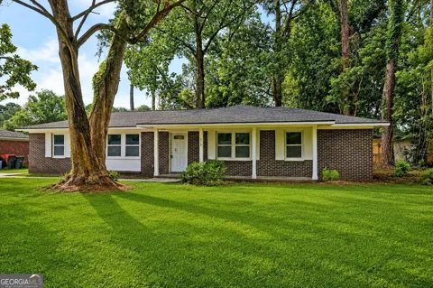 206 Paradise DR