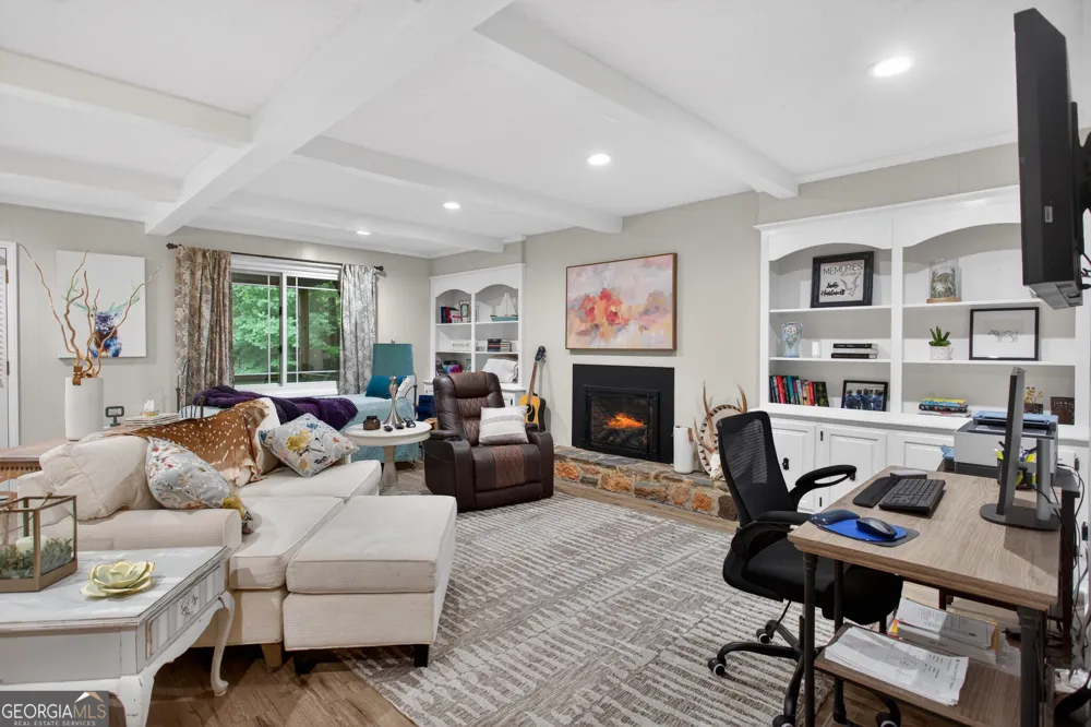 103 Pineneedle DR Westminster, SC 29693