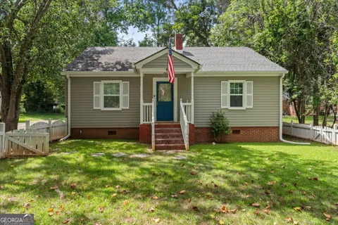 102 Oak ST
